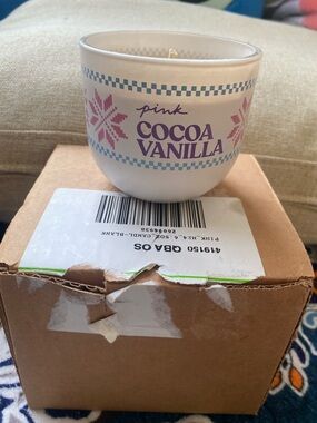 Cocoa Vanilla Scented Candle - Pink Cocoa Vanilla